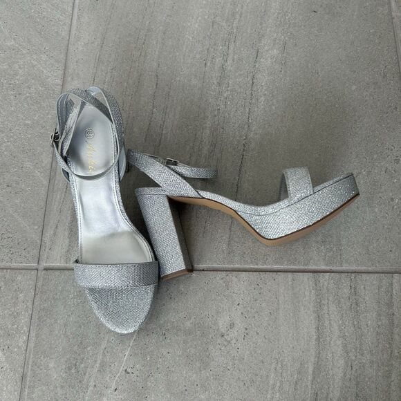 Platform Silver Strappy Block Heel Sandals Size Size 8.5 With 5” Heel - Picture 1 of 4
